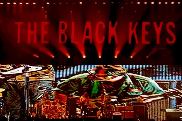 Black Keys 1-min